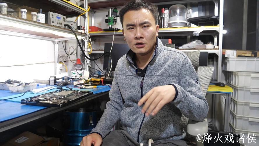 维修斯这次摔倒是否存在争议？