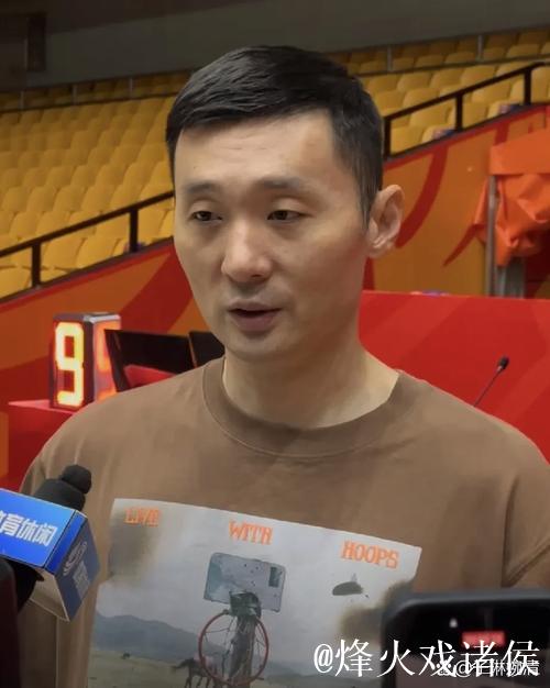 “许导仅一调整，新疆大败27分，刘炜帅位岌岌可危”