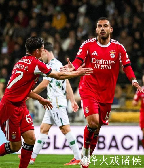 穆里尼奥率队葡超16场不败!本菲卡4球横扫,霸锋梅开二度 穆里尼奥率队葡超16场不败!本菲卡4球横扫,霸锋梅开二度